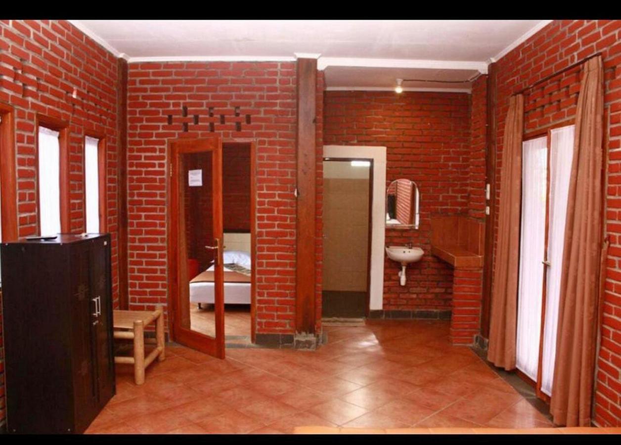 Bantal Guling Villa Lembang Exterior foto