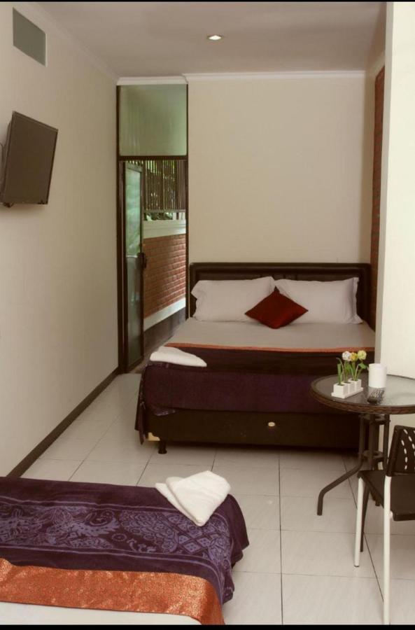 Bantal Guling Villa Lembang Exterior foto
